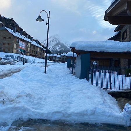 Chalet Casa La Cumbrecita En Panticosa Eksteriør billede