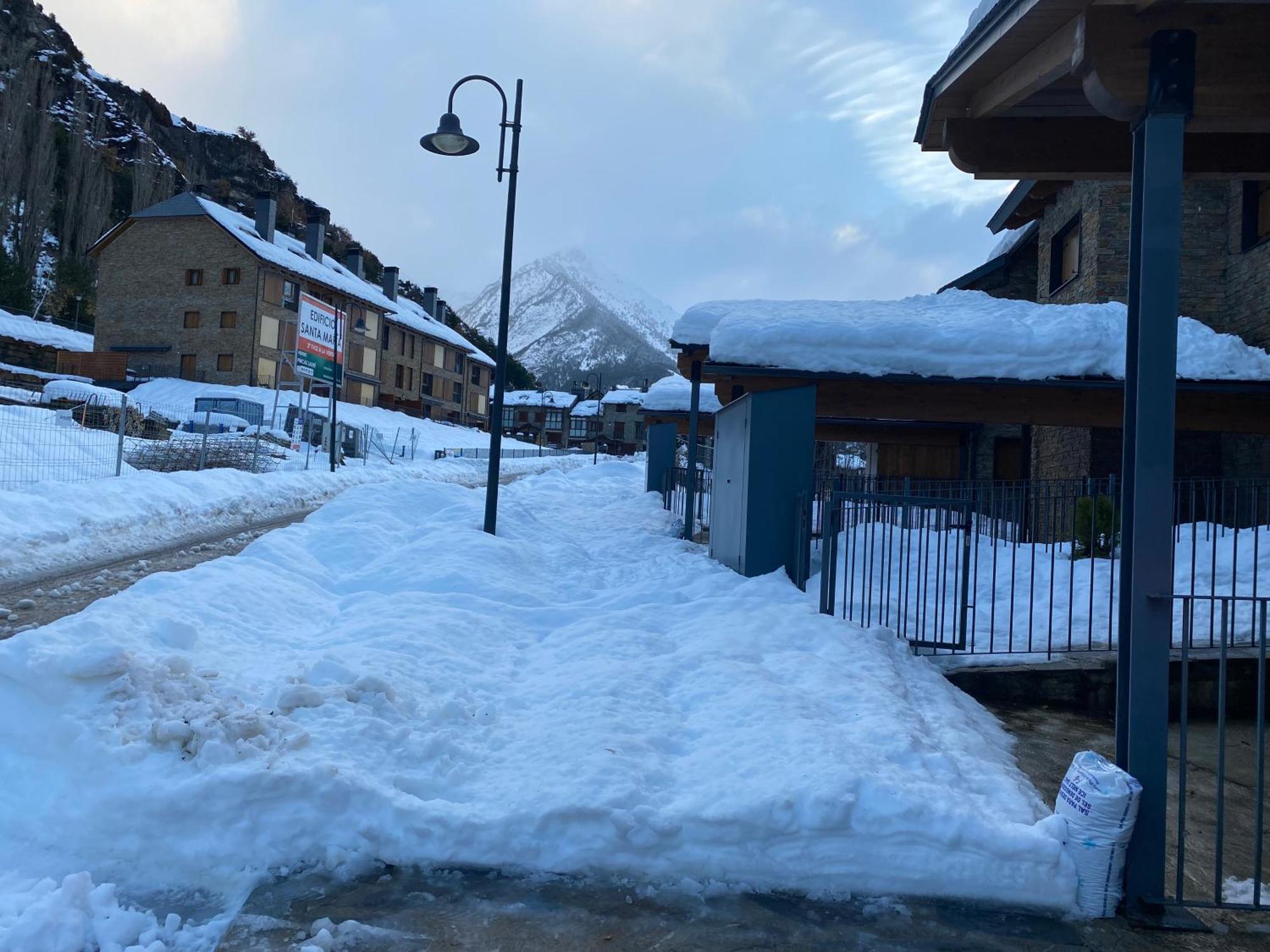 Chalet Casa La Cumbrecita En Panticosa Eksteriør billede
